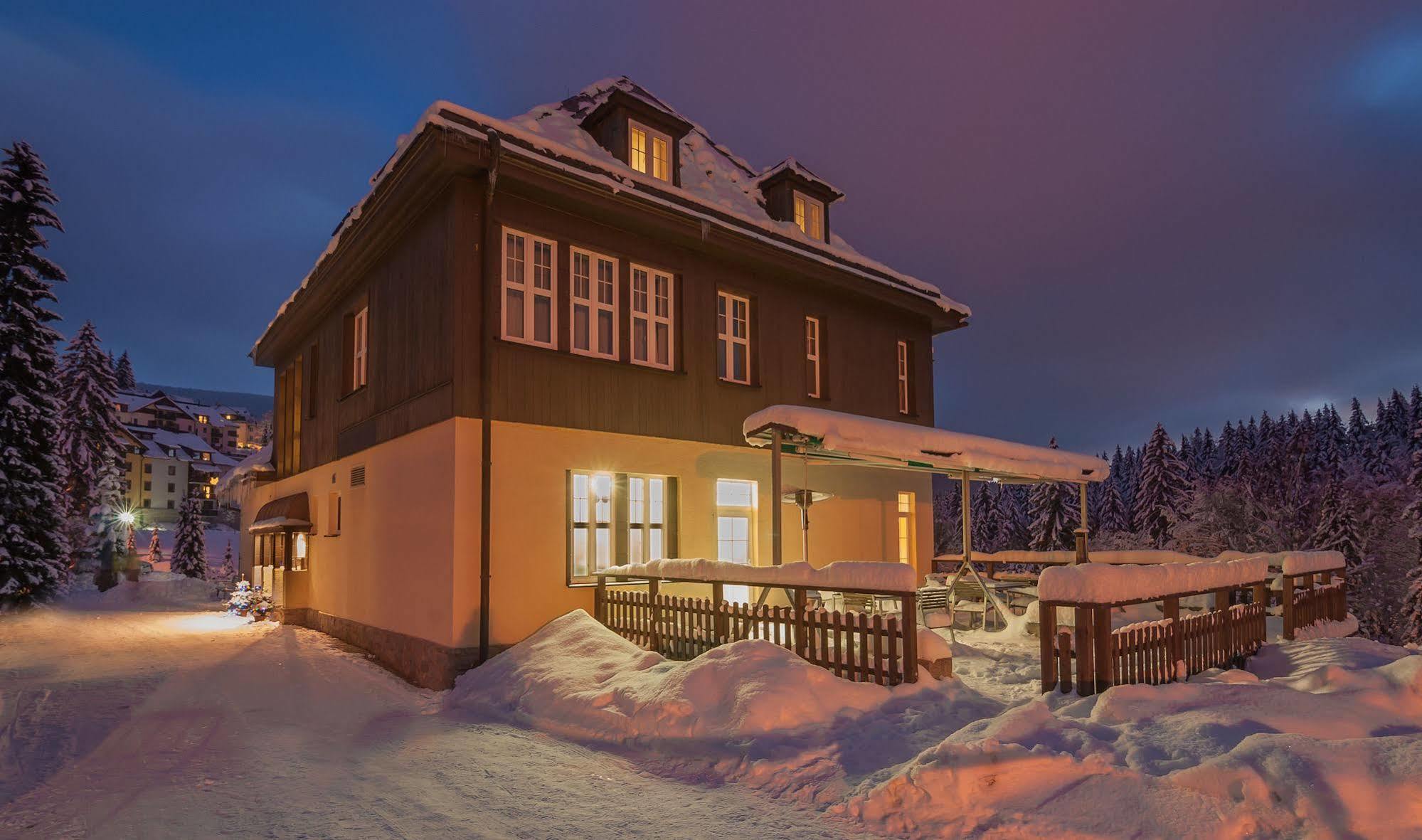 Lyzarska Bouda Domovina Hotel Špindlerŭv Mlýn Eksteriør billede